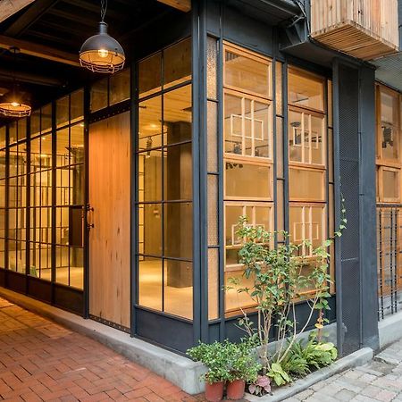 Atreeium Apartment Тайнан Екстериор снимка