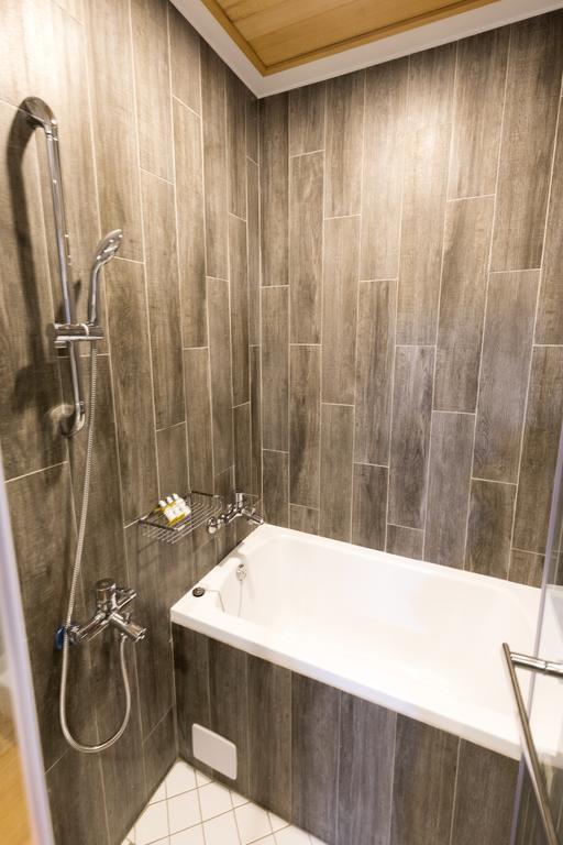 Atreeium Apartment Тайнан Екстериор снимка