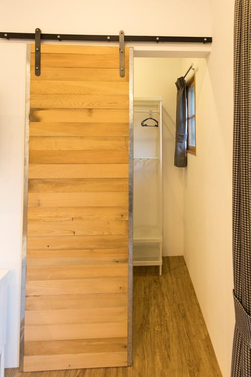 Atreeium Apartment Тайнан Екстериор снимка