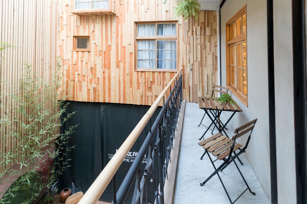 Atreeium Apartment Тайнан Екстериор снимка
